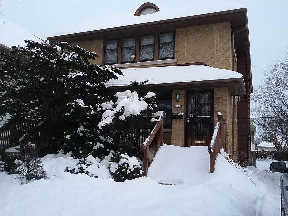 1162 N 44th St