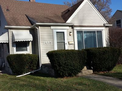 1415 E. Thirteen Mile Rd, Royal Oak, MI, 48073