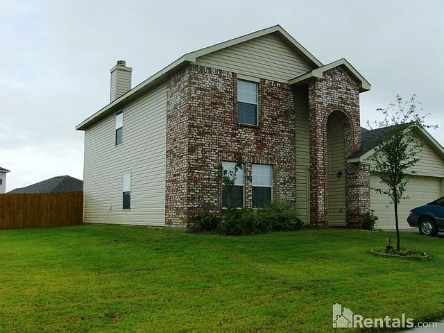 1st image of 14017 Sand Hills Dr