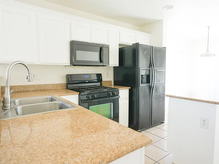 4139 Mark Twain Ct — Photo 9