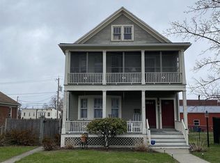 335 6th Ave APT 1, Troy, NY 12182