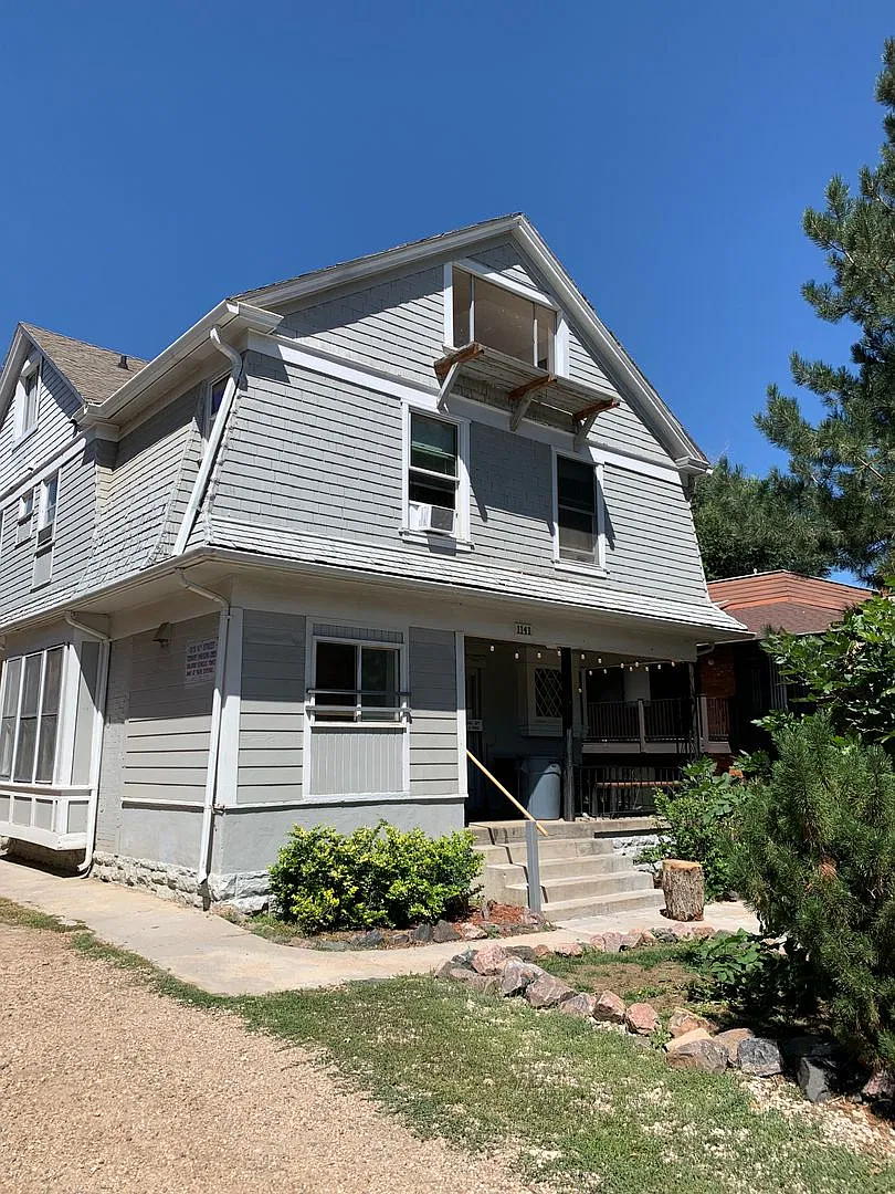 1141 11th Elk House — Photo 3