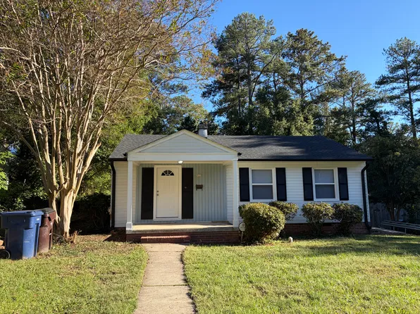 521 W Weatherspoon St, Sanford, NC 27330