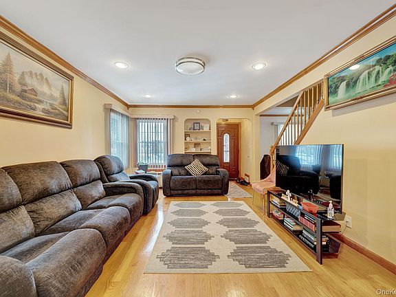 4th image of 20 Virginia Avenue