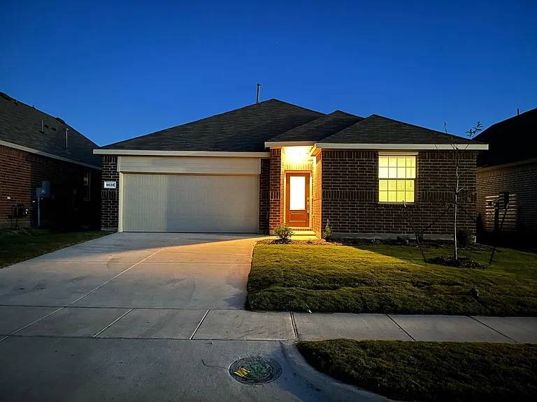 5628 Elwood Dr — Photo 12