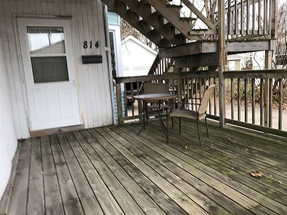 LL private deck