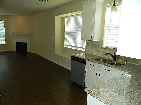 4th image of 7298 Chinquapin Dr