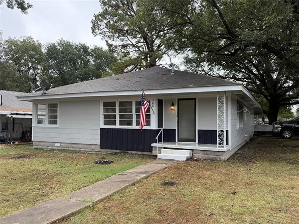 300 E Broadway St, Wetumka, OK 74883