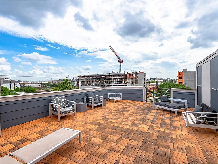 1011 Studemont St #101 — Photo 17