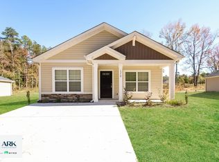 1310 Gardner St, Camden, SC 29020