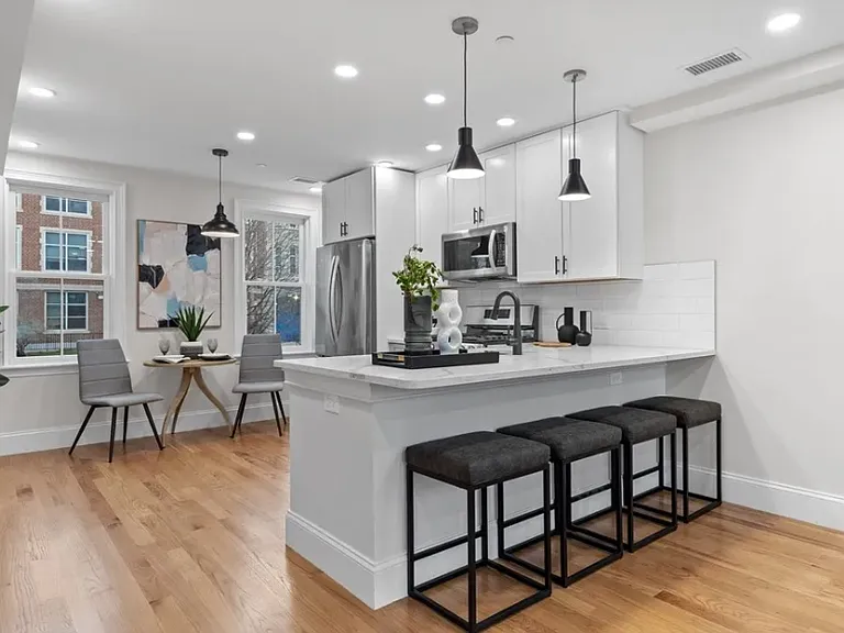 85 White St #2B — Photo 23