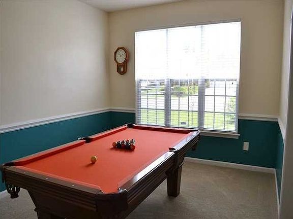 4th image of 9224 N Moreto Cir