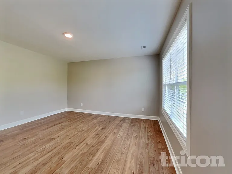 4724 Abbey Park Rd — Photo 18