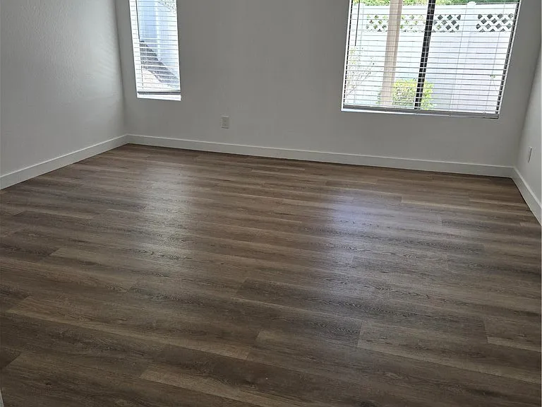 21082 Primrose Ln — Photo 11