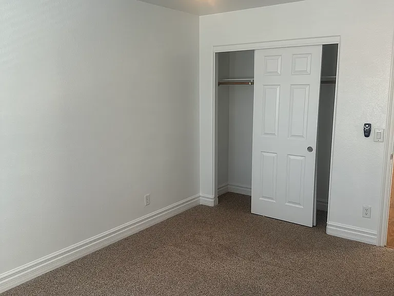 Upstairs Bedroom 2