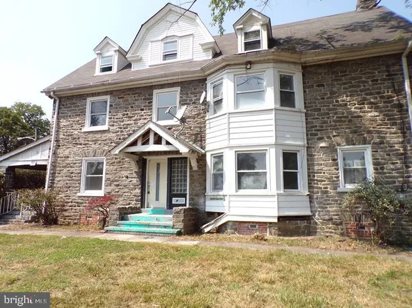 2217 Georges Ln, Philadelphia, PA 19131