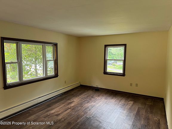 4th image of 23 E Mountain Rd #A