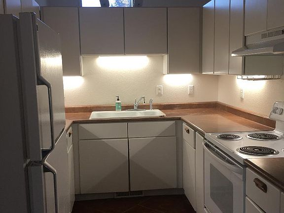 5th image of 2264 N 13th St #A