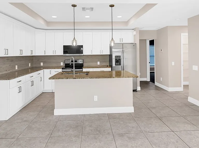 606 Morningmist Ln — Photo 3