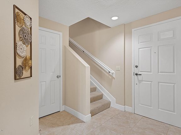 5th image of 1478 Riverplace Blvd Suite 203