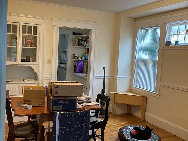 34 School St — Photo 8