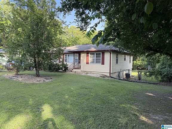 2nd image of 225 Maple Way