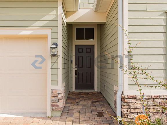 3rd image of 2116 Amberly Dr