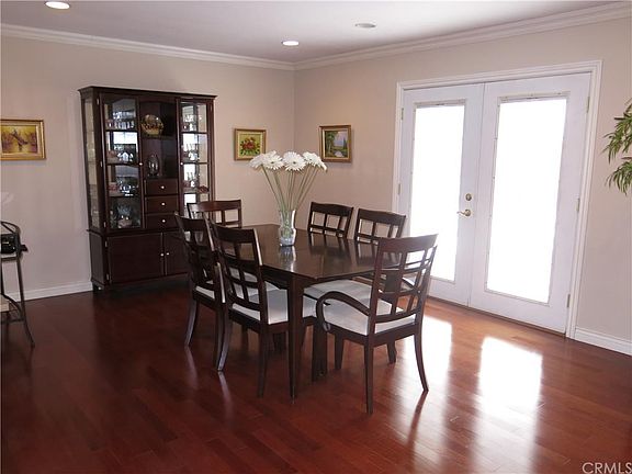 5th image of 613 Strongbow Dr