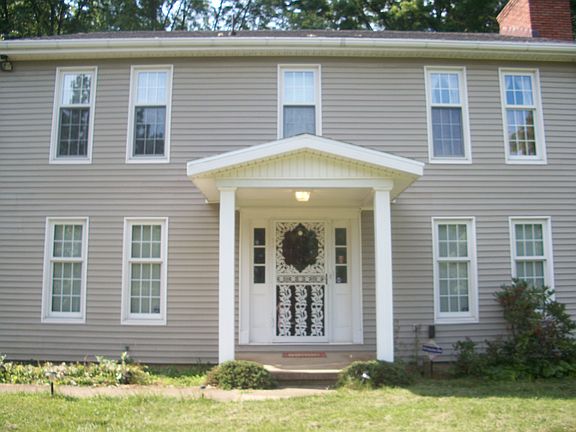 4th image of 284 Park Lane Dr