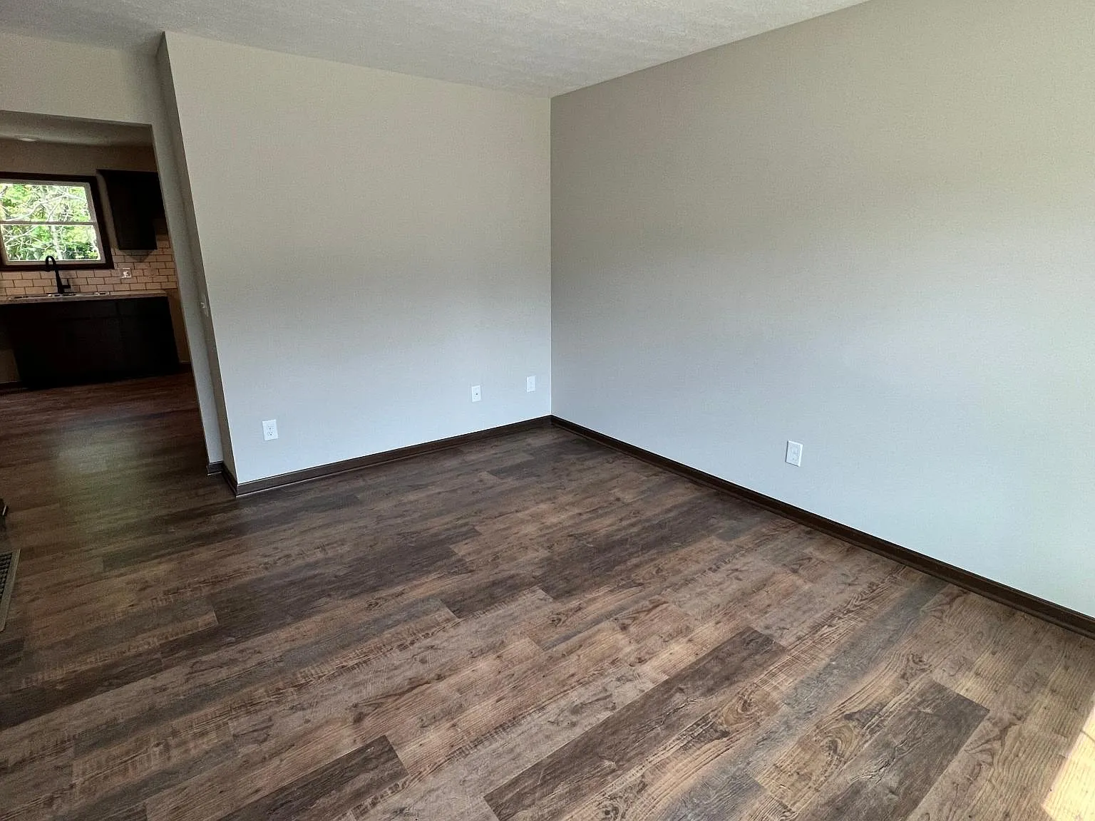 2 bed, $1,400 — Photo 1