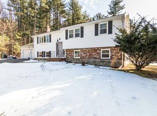 38 Juniper Rd, Andover, MA 01810