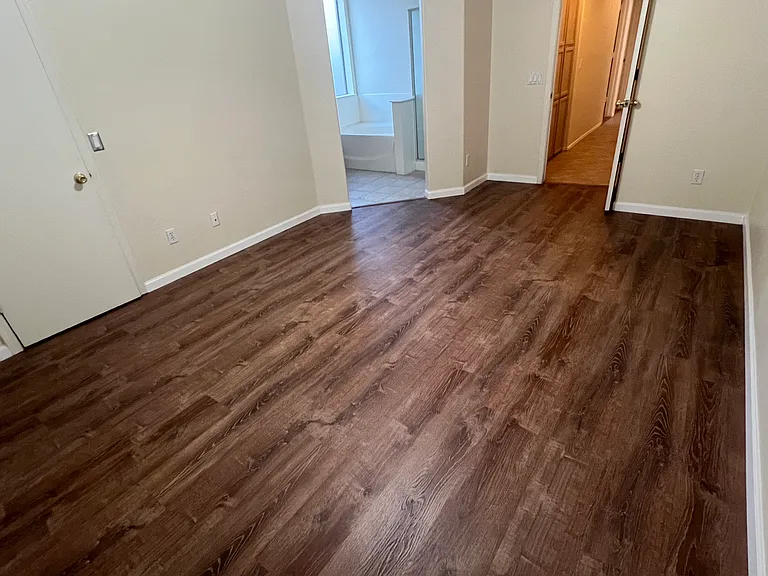 6605 W Lawrence Ln — Photo 4