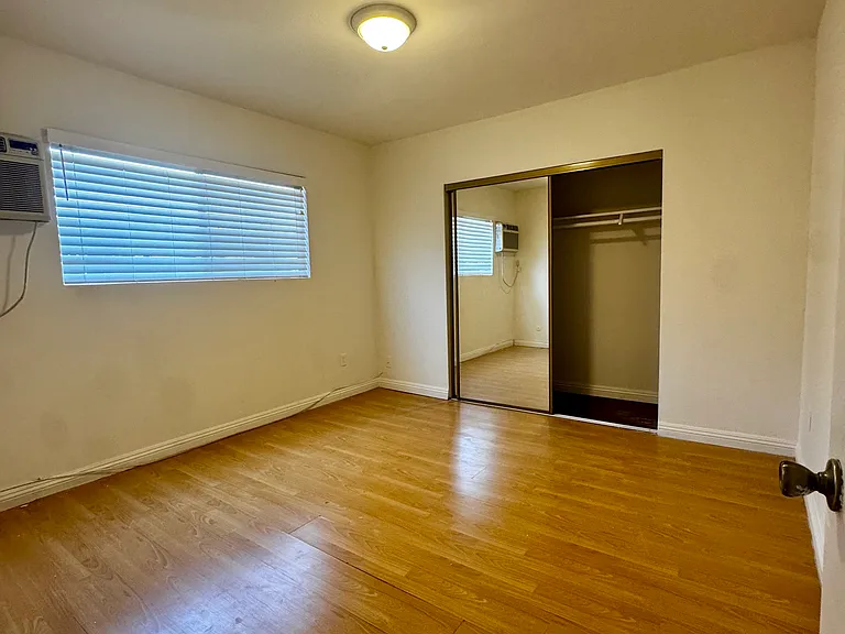3055 Foothill Blvd #9 — Photo 8