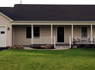 1 Rosewood Dr, Auburn, NY 13021