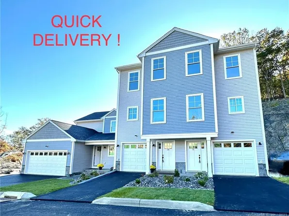 85 River ( Aka Spindrift Ln) Lane #34, Shelton, CT 06484