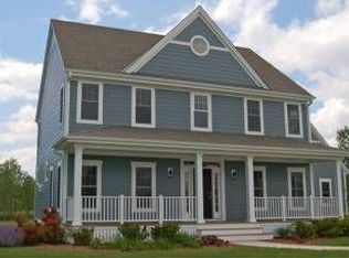 1485 W Glen Oaks Ln, Mequon, WI 53092