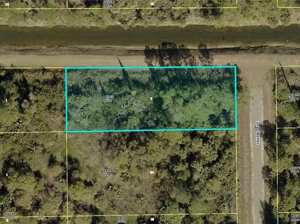 325 Irving AVE, LEHIGH ACRES, FL 33936