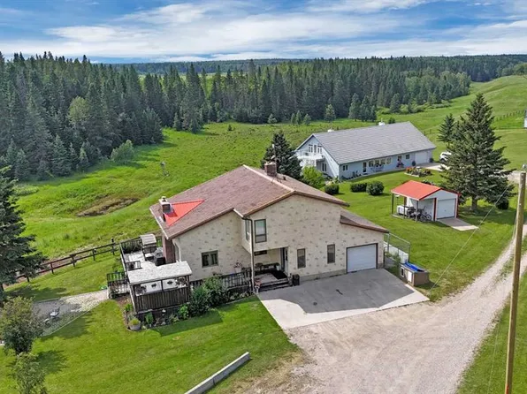 31442 E Range Road 45, Mountain View County, AB T0M 0W0