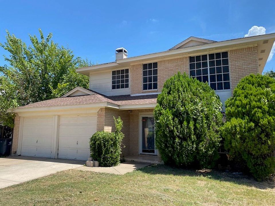 1st image of 2209 Woodland Oaks Dr