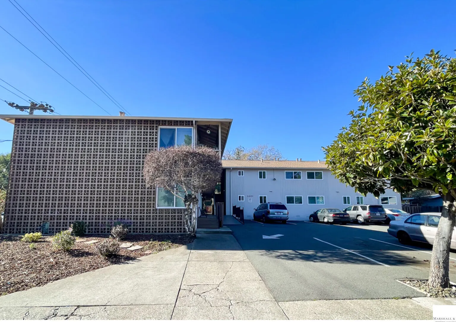 1 bed, 1.0 bath, $2,100 — Photo 1