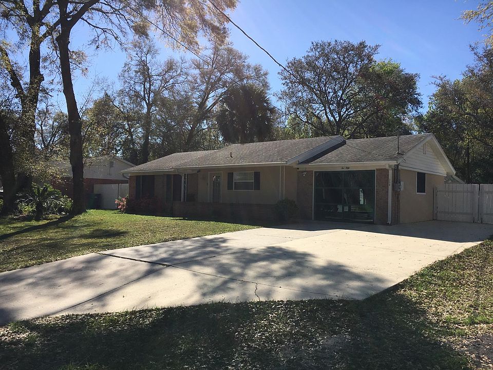 1st image of 250 W Holly Dr