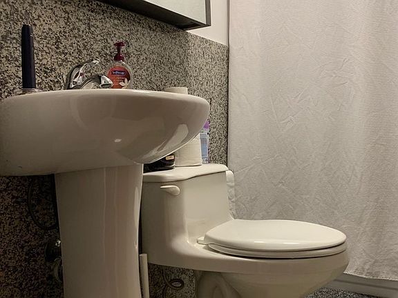 5th image of 112 E 96th St #15