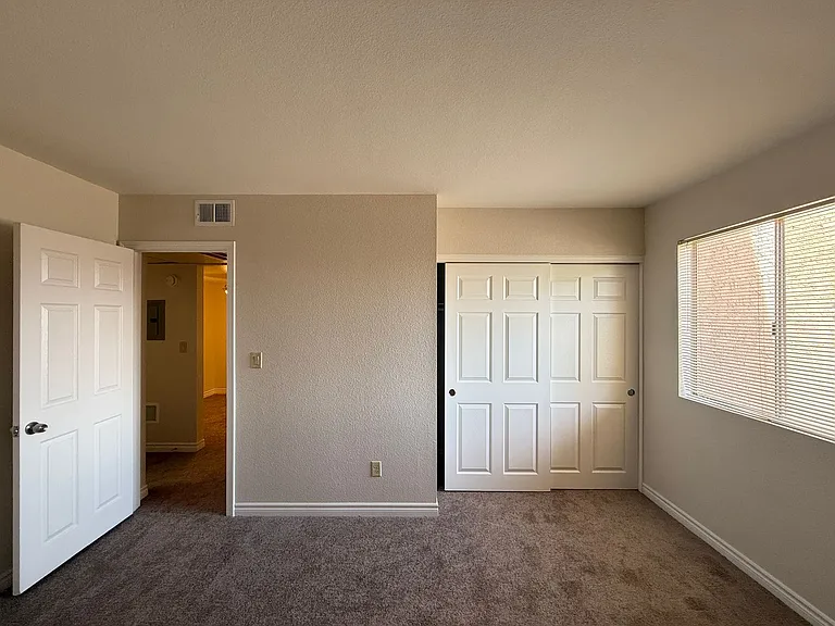 5163 Indian River Dr #201 — Photo 7