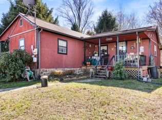 266 Mountain Rd, Caryville, TN 37714