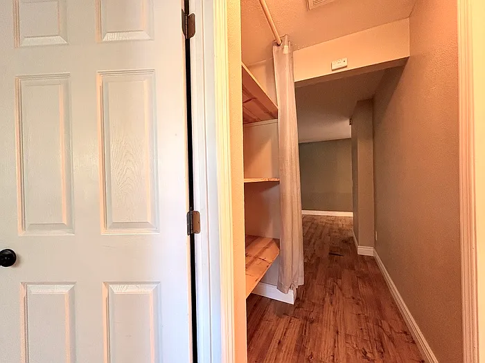 202 Pine St — Photo 9