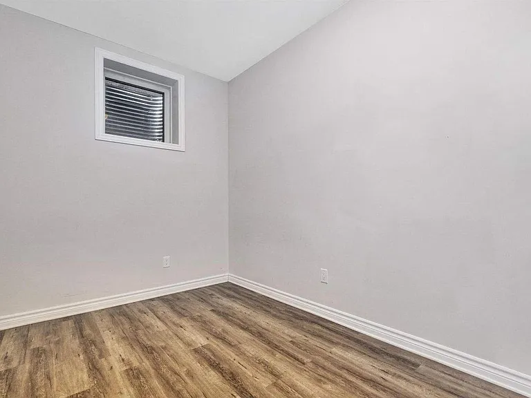 84 Russell Ave #10A — Photo 6