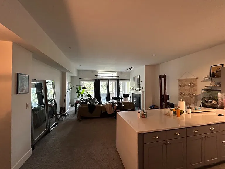 526 1st Ave S #415 — Photo 5