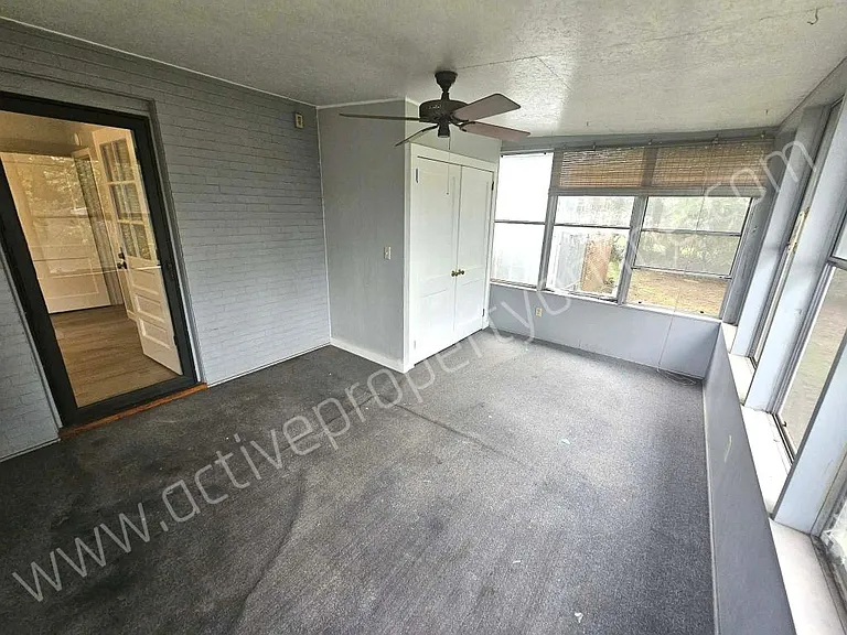 1935 Northbrook Ave — Photo 12