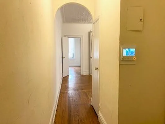 Rented by Corcoran | media 23