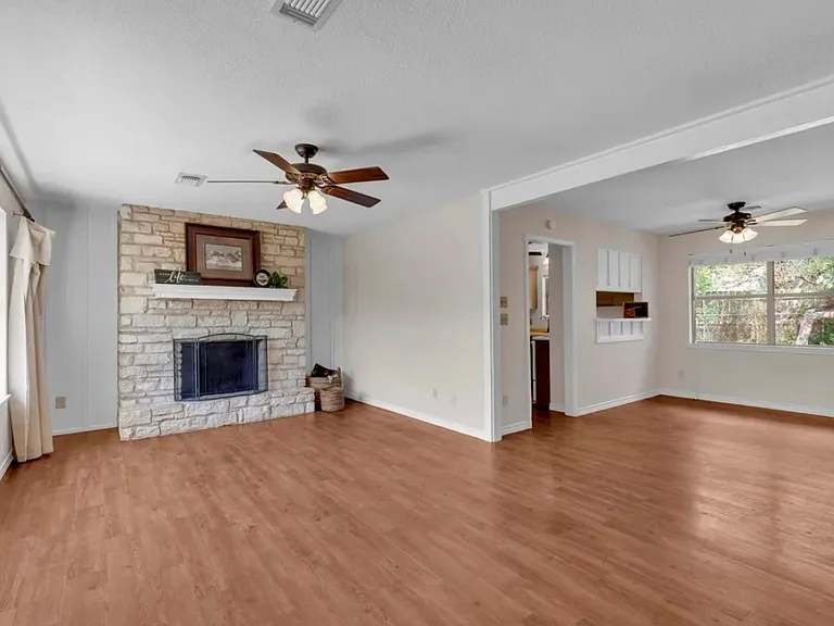 7902 Bar K Ranch Rd — Photo 2